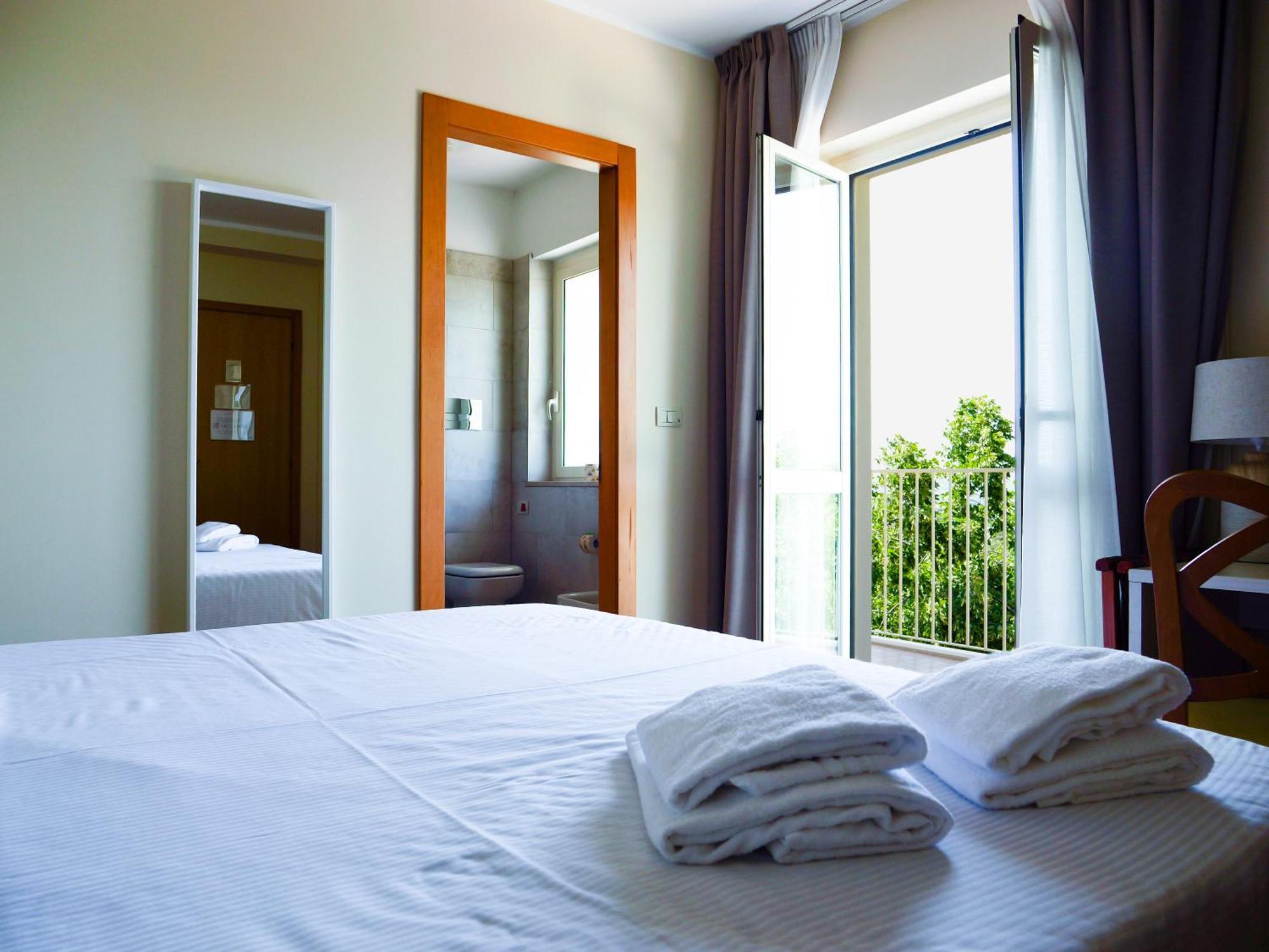 Hotel Giardino Dei Principi D'Abruzzo Città Sant'Angelo Esterno foto