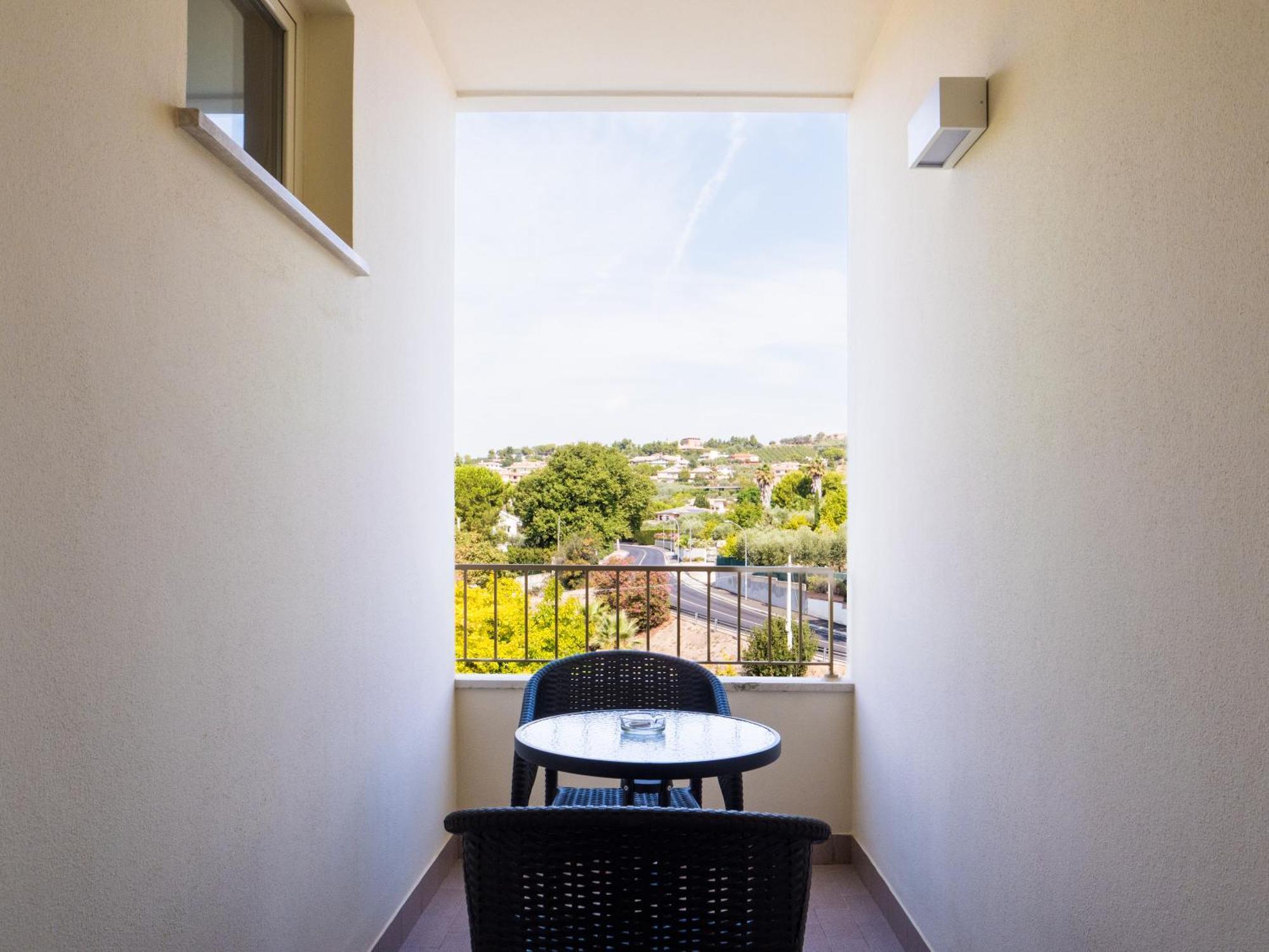 Hotel Giardino Dei Principi D'Abruzzo Città Sant'Angelo Esterno foto