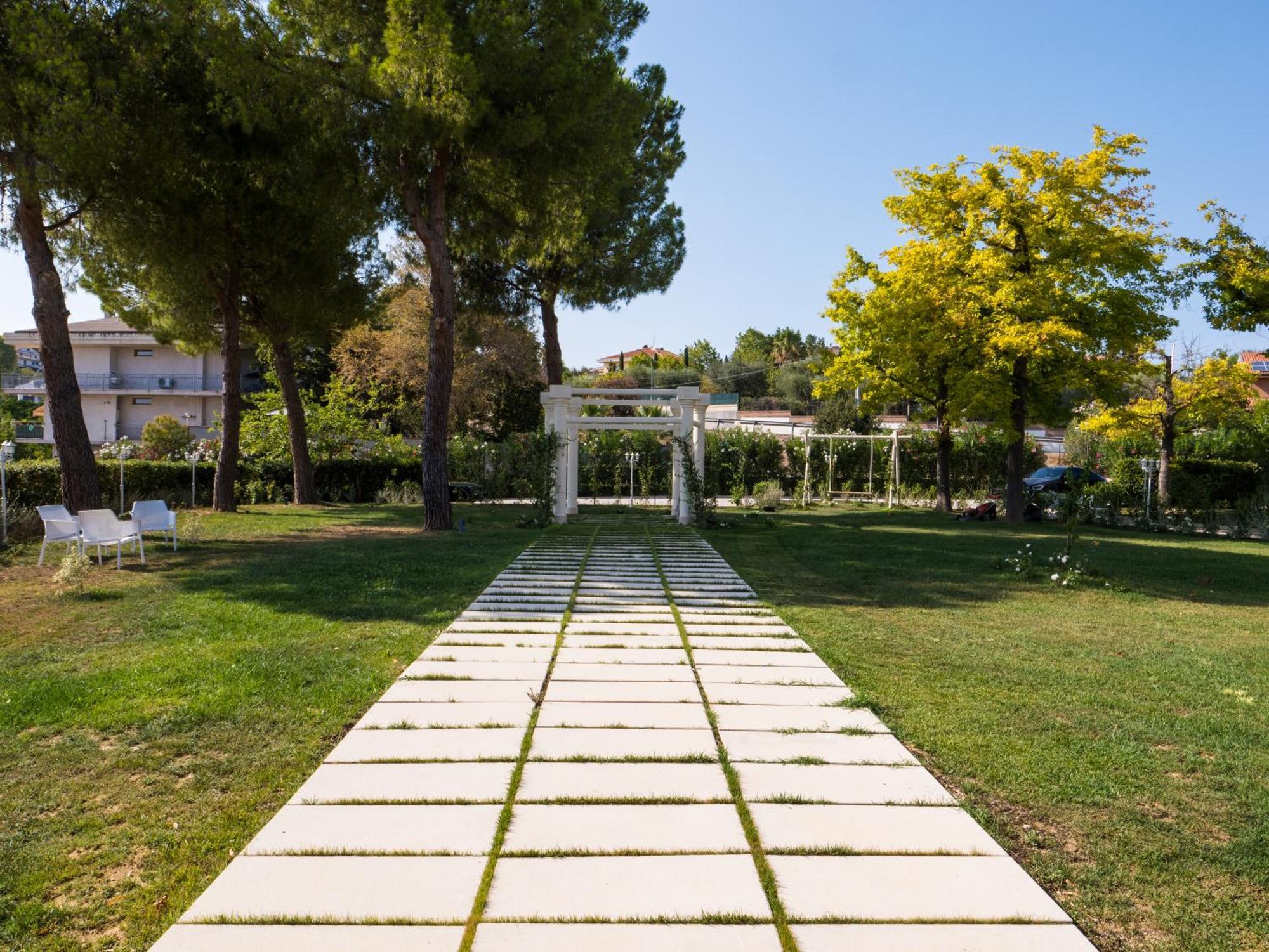 Hotel Giardino Dei Principi D'Abruzzo Città Sant'Angelo Esterno foto