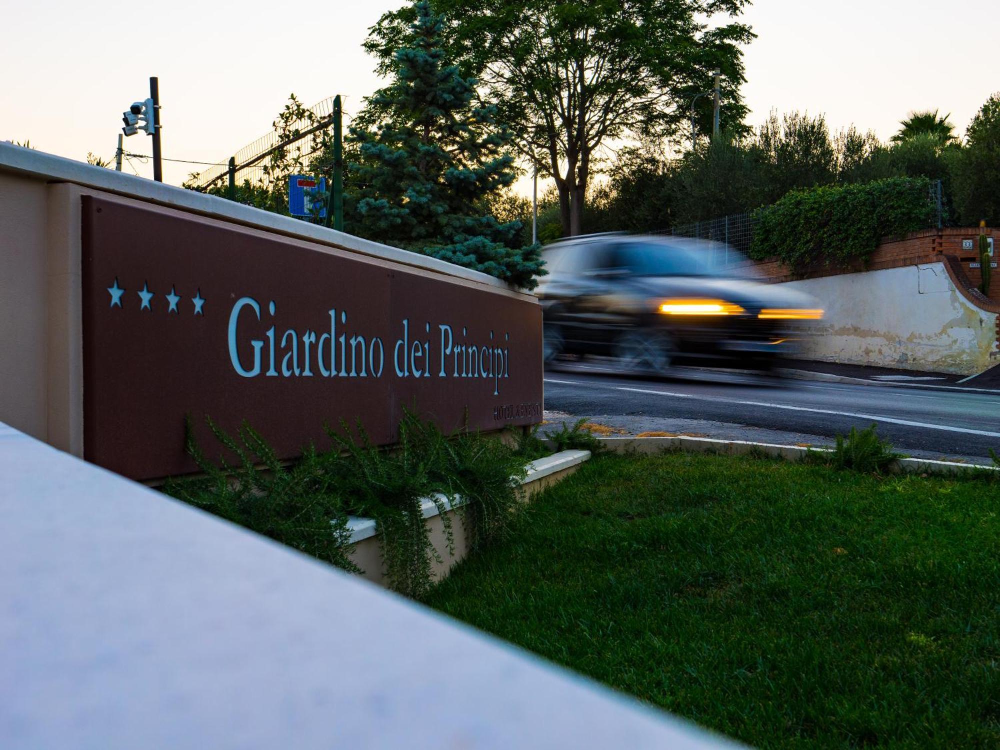 Hotel Giardino Dei Principi D'Abruzzo Città Sant'Angelo Esterno foto