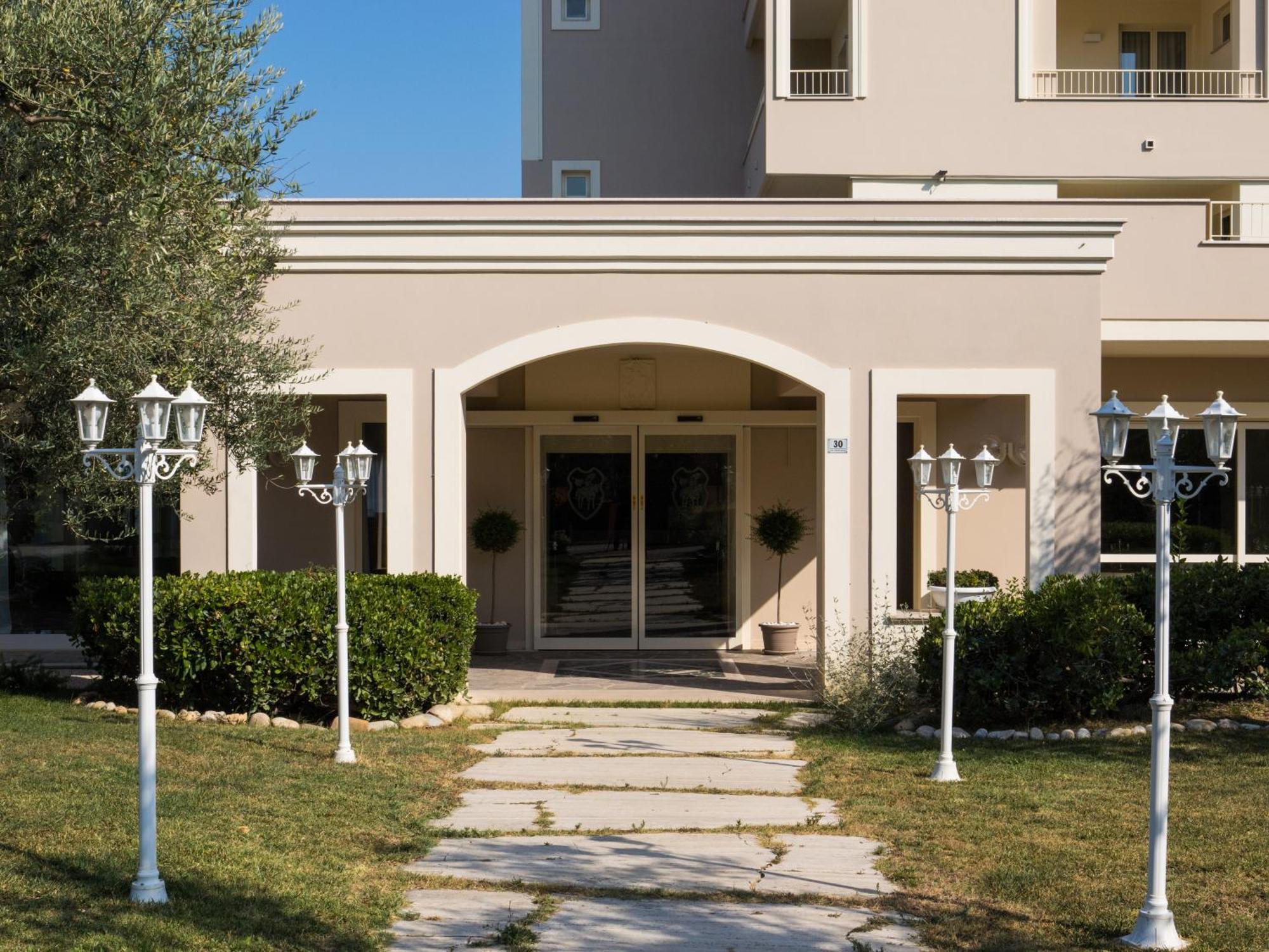 Hotel Giardino Dei Principi D'Abruzzo Città Sant'Angelo Esterno foto
